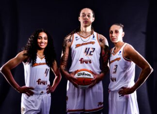 The Phoenix Mercury Defeat Atlanta For Their 10th Consecutive Win