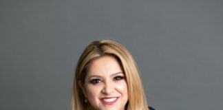 First Latina in Arizona’s History to Obtain Radio Station Latina