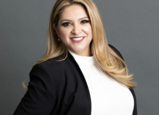 First Latina in Arizona’s History to Obtain Radio Station