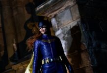 BATGIRL: Leslie Grace Shares First Look of ‘Batgirl’ batgirl