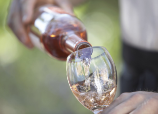 Celebrity Wine & Spirits Festival 2026 in Scottsdale to Feature Joe Mantegna, Chuck Wicks and Star-Studded Tastings